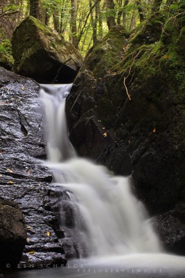 cascade_de_fees_bourbonnaise Grotte des Fees Montagne Bourbonnaise